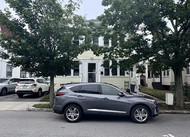 Property at 48 Flynt St Unit N/A, Quincy, MA, 02171, 3 beds, 1 bath, [object Object]