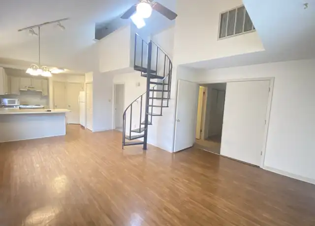 Property at 5131 Butter Creek Ln #206, Baton Rouge, LA, 70809, 2 beds, 1 bath, [object Object]