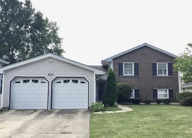 Property at 835 Heather Ln, Hoffman Estates, IL, 60169, 3 beds, 2.5 baths, [object Object]