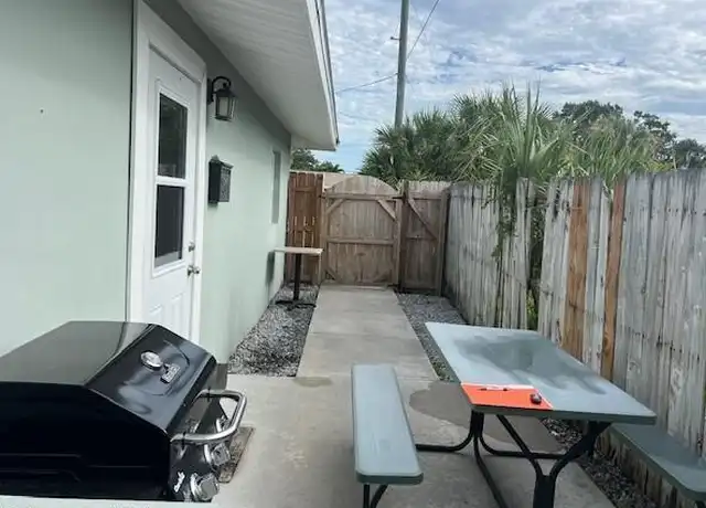 Property at 303 Amherst Ave, Melbourne, FL, 32901, 1 bed, 1.5 baths, [object Object]