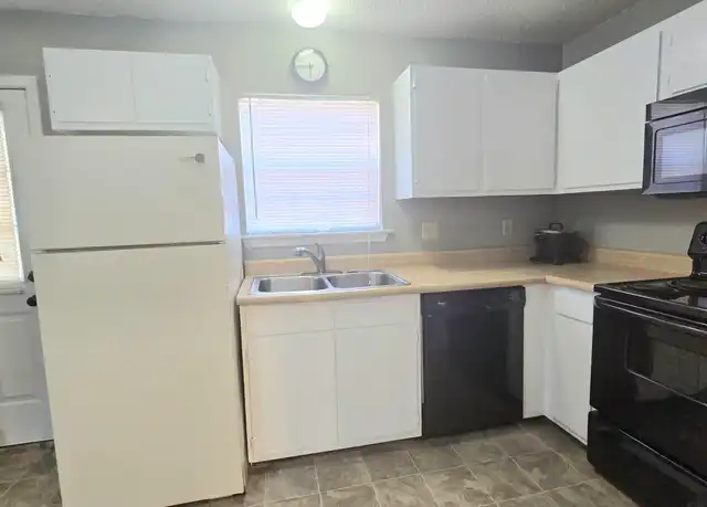 Property at 1736 Brightside Dr, Baton Rouge, LA, 70820, 2 beds, 1.5 baths, [object Object]