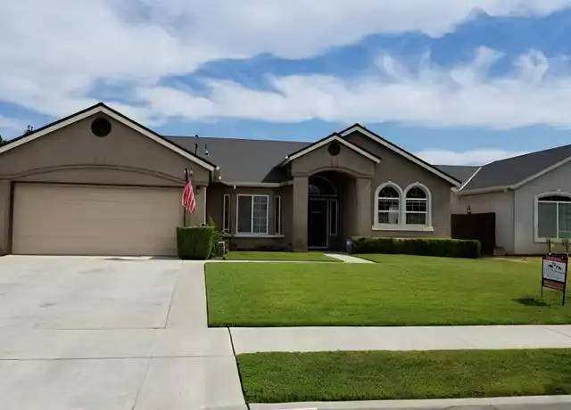 Property at 1566 Persimmon St, Lemoore, CA, 93245, 4 beds, 2 baths, [object Object]