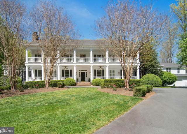Photo of 10856 Patowmack Dr, Great Falls, VA 22066