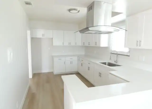 Property at 214 W Olive St Unit 3, Inglewood, CA, 90301, 2 beds, 1 bath, [object Object]