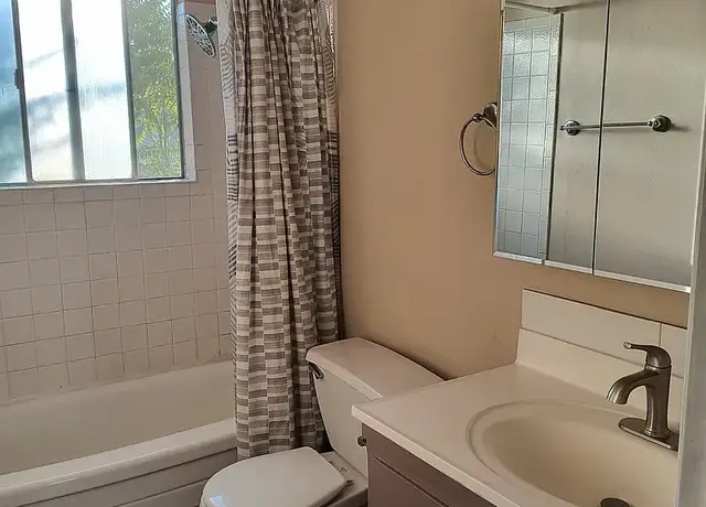 Photo of 111 Aspen Dr, Pacheco, CA 94553