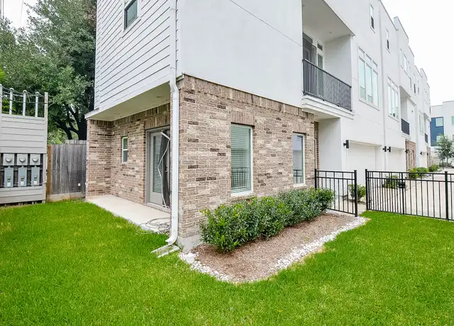 Property at 5903 Val Verde St Unit D, Houston, TX, 77057, 3 beds, 3.5 baths, [object Object]