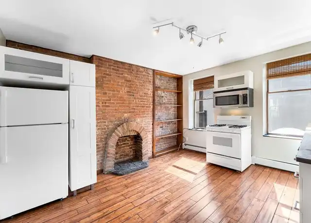 Property at 252 Grove St Unit 3, Jersey City, NJ, 07302, 1 bed, 1 bath, [object Object]