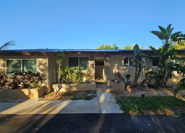 Property at 436 NE 25th Ave, Pompano Beach, FL, 33062, 2 beds, 2 baths, [object Object]
