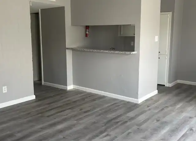 Property at 10120 Irvington Blvd Unit 8, Houston, TX, 77076, 2 beds, 1 bath, [object Object]