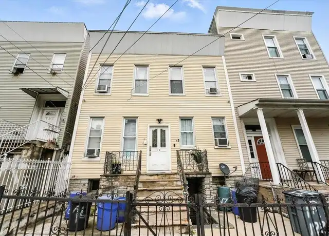 Property at 122 Hutton St Unit 2R, Jersey City, NJ, 07307, 2 beds, 1 bath, [object Object]