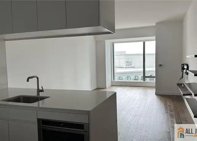 Property at 99 Hudson St #1412, Jersey City, NJ, 07302, 2 beds, 2 baths, [object Object]