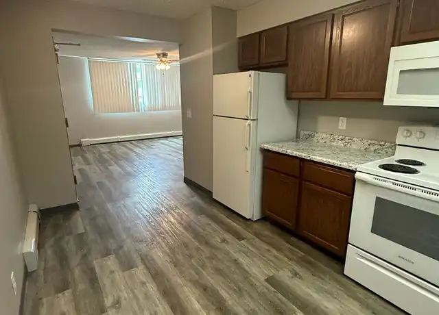 Property at 1133 G St Unit 3, Lincoln, NE, 68508, 1 bed, 1 bath, [object Object]