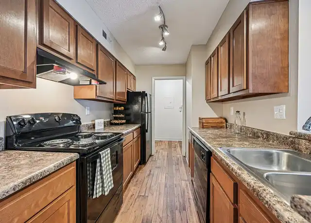 Property at Island Club - 2225 Montego Blvd, Columbus, OH, 43235, 1-2 bed, 1-2 bath, [object Object]