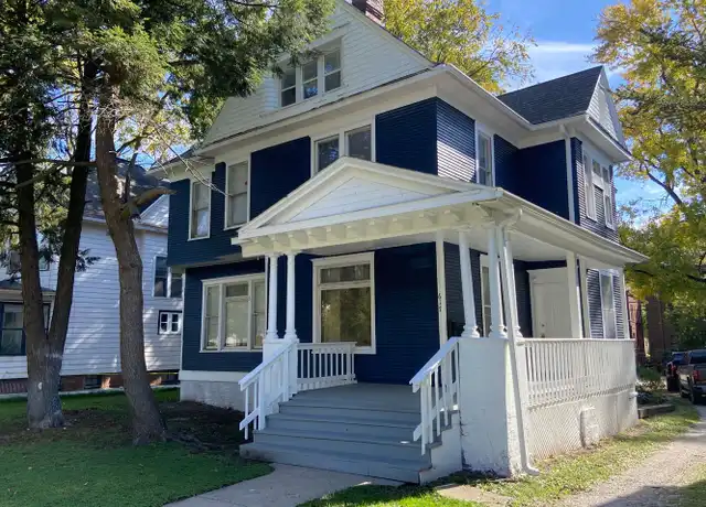 Property at 617 W Springfield Ave Unit 3, Champaign, IL, 61820, 1 bed, 1 bath, [object Object]