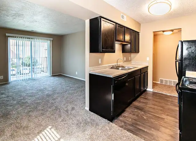 Property at Maple View Apartments - 3625 N 104th Ave, Omaha, NE, 68134, 2 beds, 1 bath, [object Object]