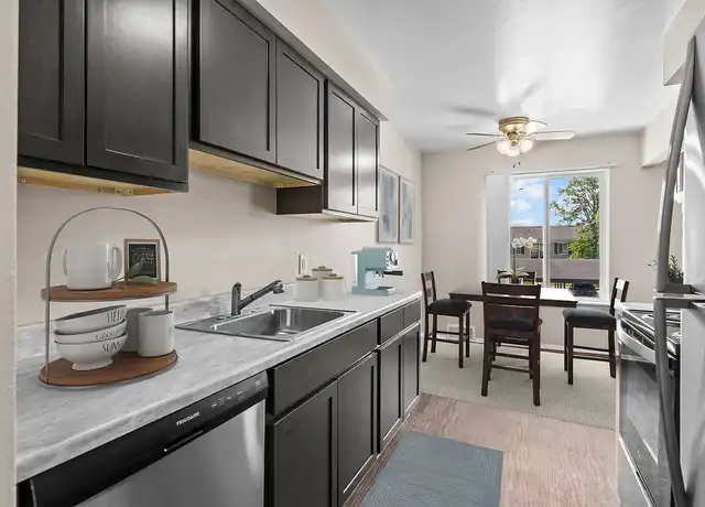 Property at Cambridge Square - 27445 Greenfield Rd, Southfield, MI, 48076, 1-2 bed, 1-2 bath, [object Object]