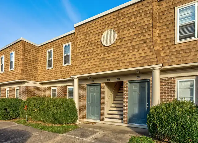 Property at 800 E Grand Ave, Carbondale, IL, 62901, 1 bed, 1 bath, [object Object]