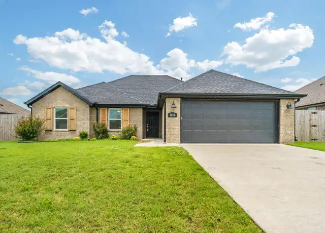 Property at 3854 Growler Ave, Springdale, AR, 72764, 3 beds, 2 baths, [object Object]