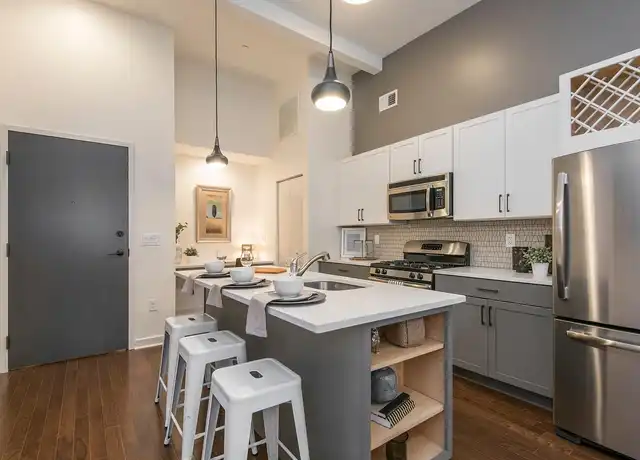 Property at 1700 Chestnut St, Philadelphia, PA, 19103, 0-1 beds, 1 bath, [object Object]