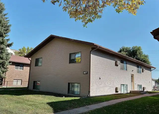 Property at Gemstone - 1027 16th St N, Fargo, ND, 58102, 2 beds, 1 bath, [object Object]