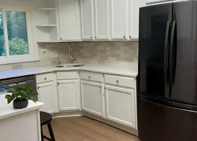 Property at 536 River Rd, Chatham, NJ, 07928, 3 beds, 2.5 baths, [object Object]