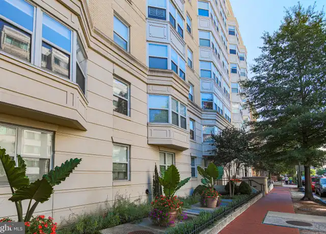 Property at 1111 11th St NW #104, Washington, DC, 20001, 1 bed, 1 bath, [object Object]