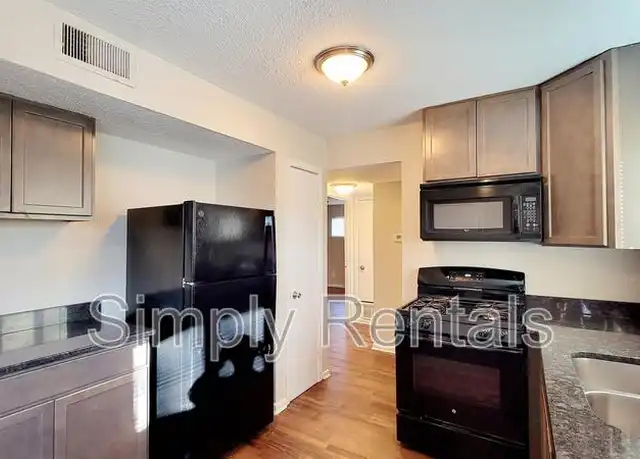 Property at 3513 Washington St, Greenville, TX, 75401, 1 bed, 1 bath, [object Object]