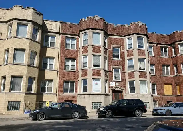 Property at 114 N Hamlin Blvd, Chicago, IL, 60624, 2 beds, 1 bath, [object Object]