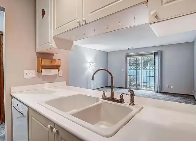 Property at 1939 Kyger Dr Unit 28C, Columbus, OH, 43228, 2 beds, 1.5 baths, [object Object]