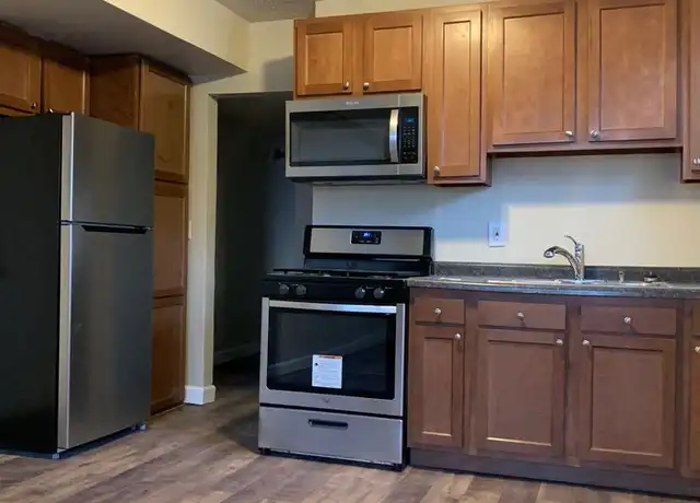 Property at 3211 N 6th St Unit 3, Minneapolis, MN, 55412, 3 beds, 1 bath, [object Object]