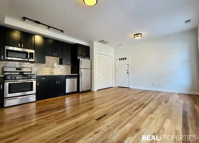 Property at 2203 W Eastwood Ave Unit 3NE, Chicago, IL, 60625, 0 beds, 1 bath, [object Object]