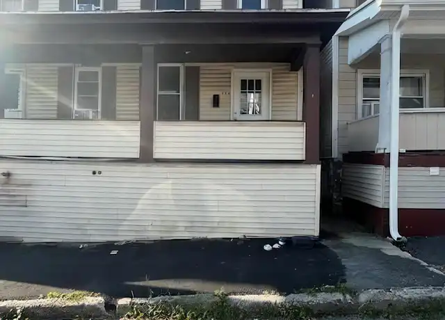 Property at 168 Penn St, Tamaqua, PA, 18252, 3 beds, 1 bath, [object Object]