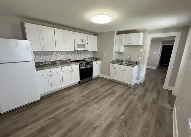 Property at 35 E 5th St Unit 1, Frederick, MD, 21701, 2 beds, 1 bath, [object Object]