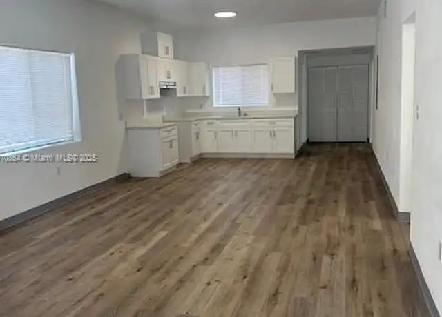 Property at 10368 SW 173rd Ter Unit 10368, Miami, FL, 33157, 4 beds, 2 baths, [object Object]