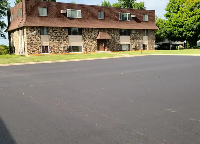 Property at 507 Columbus Ave N, New Prague, MN, 56071, 2 beds, 1 bath, [object Object]