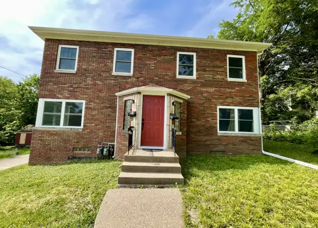 Property at 2313 East St, Davenport, IA, 52803, 2 beds, 1 bath, [object Object]
