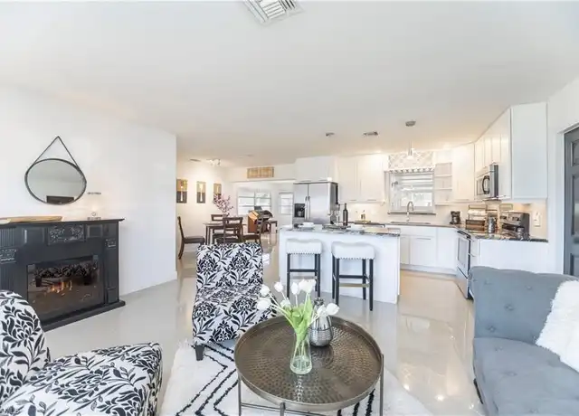 Property at 4584 San Antonio Ln, Bonita Springs, FL, 34134, 2 beds, 2 baths, [object Object]