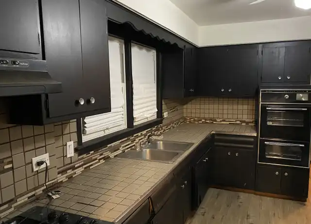 Property at 9619 S Halsted St Unit 3, Chicago, IL, 60628, 3 beds, 1.5 baths, [object Object]