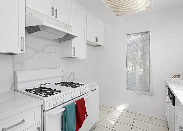 Property at 8492 New Salem St, San Diego, CA, 92126, 1 bed, 1 bath, [object Object]