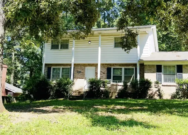 Property at 1902 Forney Dr NW, Huntsville, AL, 35816, 5 beds, 3 baths, [object Object]