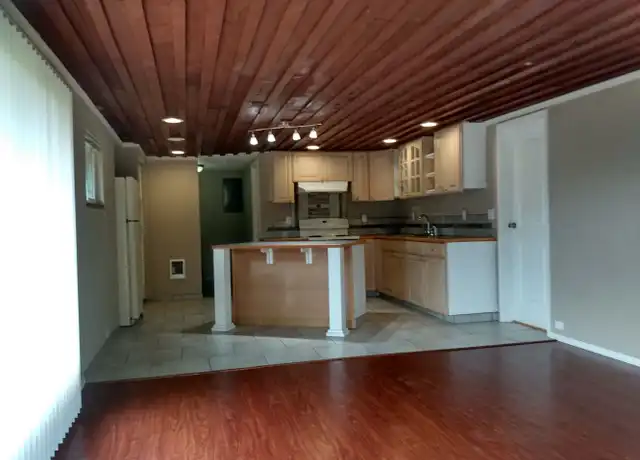 Property at 1008 Stockwell St Unit 1008, Aberdeen, WA, 98520, 1 bed, 1 bath, [object Object]