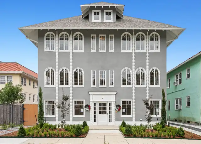 Property at 7 Fontainebleau Dr Unit 102, New Orleans, LA, 70125, 1 bed, 1 bath, [object Object]