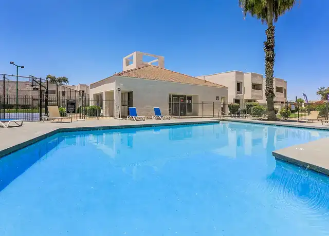 Property at Cove on 44th - 4030 N 44th Ave, Phoenix, AZ, 85031, 0-1 beds, 1 bath, [object Object]