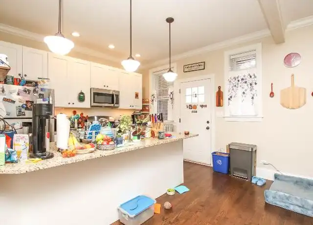 Property at 5137 S Ingleside Ave, Chicago, IL, 60615, 2 beds, 1 bath, [object Object]