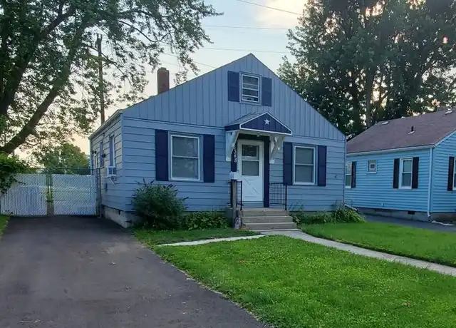 Property at 8348 Gordon Dr, Highland, IN, 46322, 2 beds, 1 bath, [object Object]