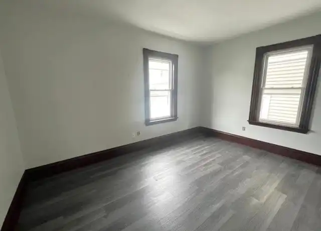 Property at 44 Winslow St, Everett, MA, 02149, 3 beds, 1 bath, [object Object]