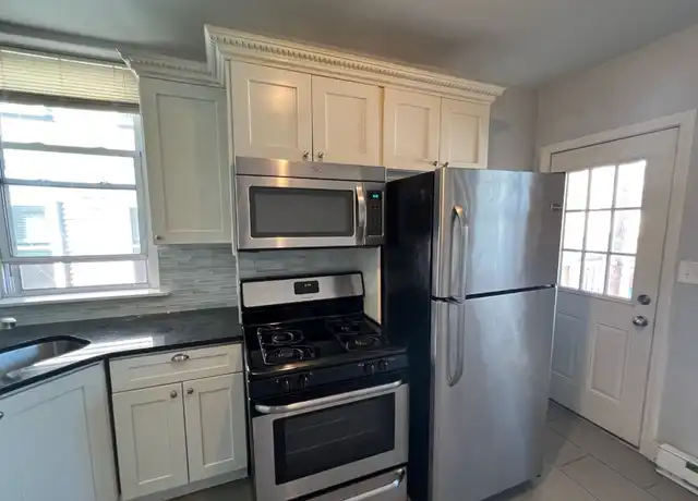 Property at 20 Chelsea St, East Boston, MA, 02128, 3 beds, 1 bath, [object Object]