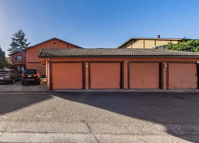 Property at 925 Civic Center Dr Apt 4, Rohnert Park, CA, 94928, 2 beds, 1 bath, [object Object]