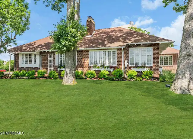 Property at 607 8th Ave, Asbury Park, NJ, 07712, 5 beds, 1.5 baths, [object Object]