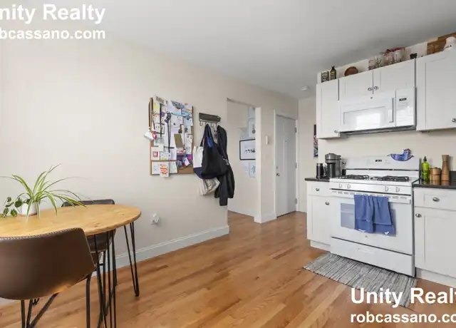 Property at 220 Middlesex Ave Unit 5, Medford, MA, 02155, 1 bed, 1 bath, [object Object]